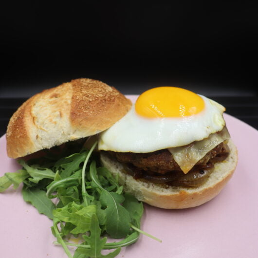 Simple Homemade Beef Burger Recipe It's Food o'Clock