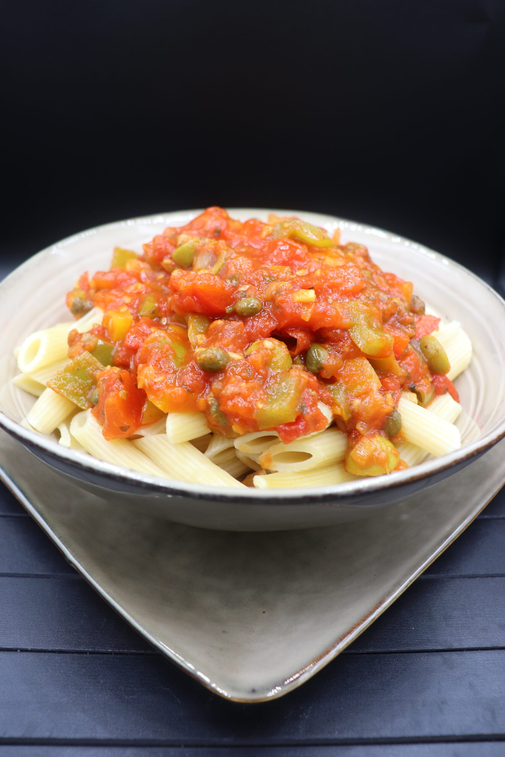 Bell Pepper & Tomato Sauce Pasta It's Food o'Clock