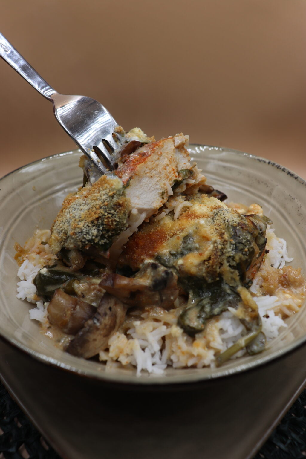 Creamy Chicken, Spinach & Mushroom Casserole It's Food o'Clock
