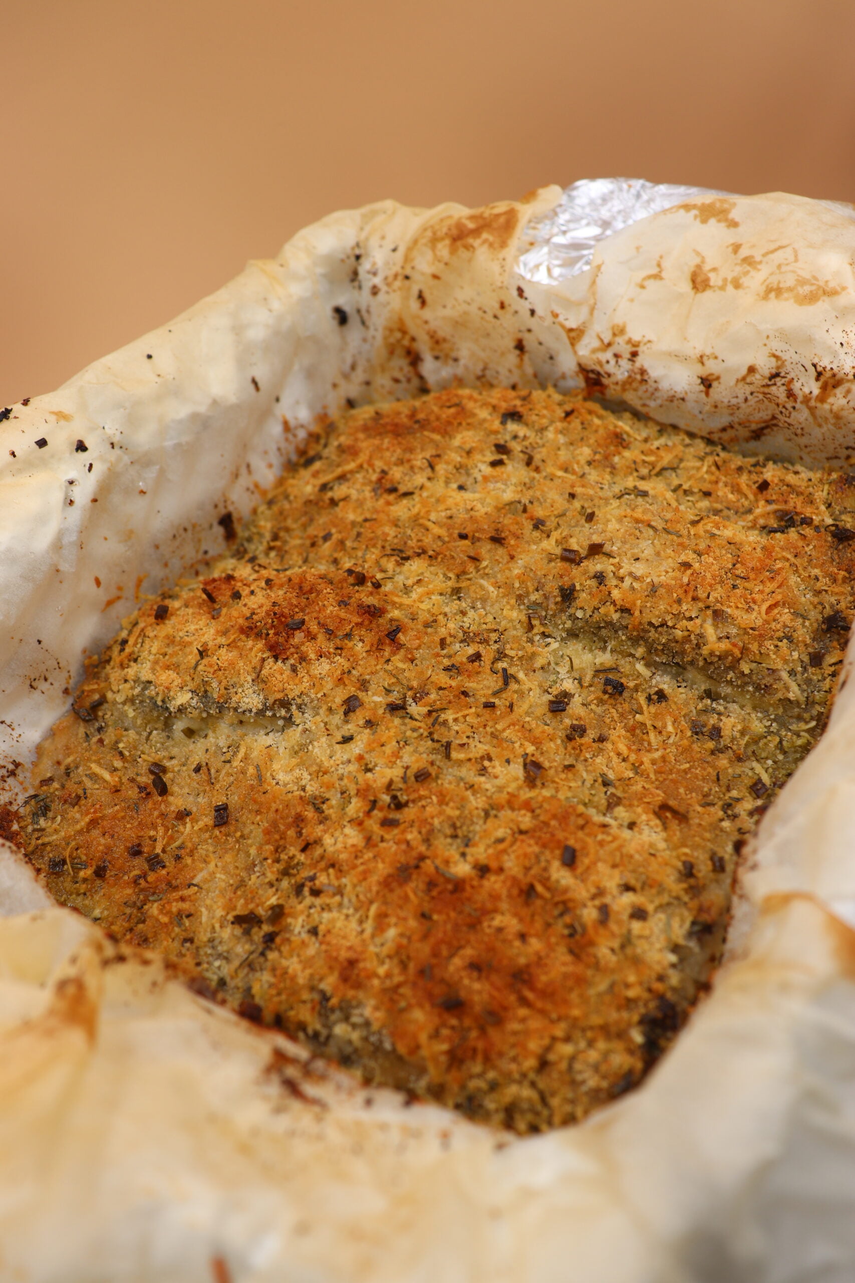 Crispy Parmesan & Garlic Salmon - It's Food o'Clock