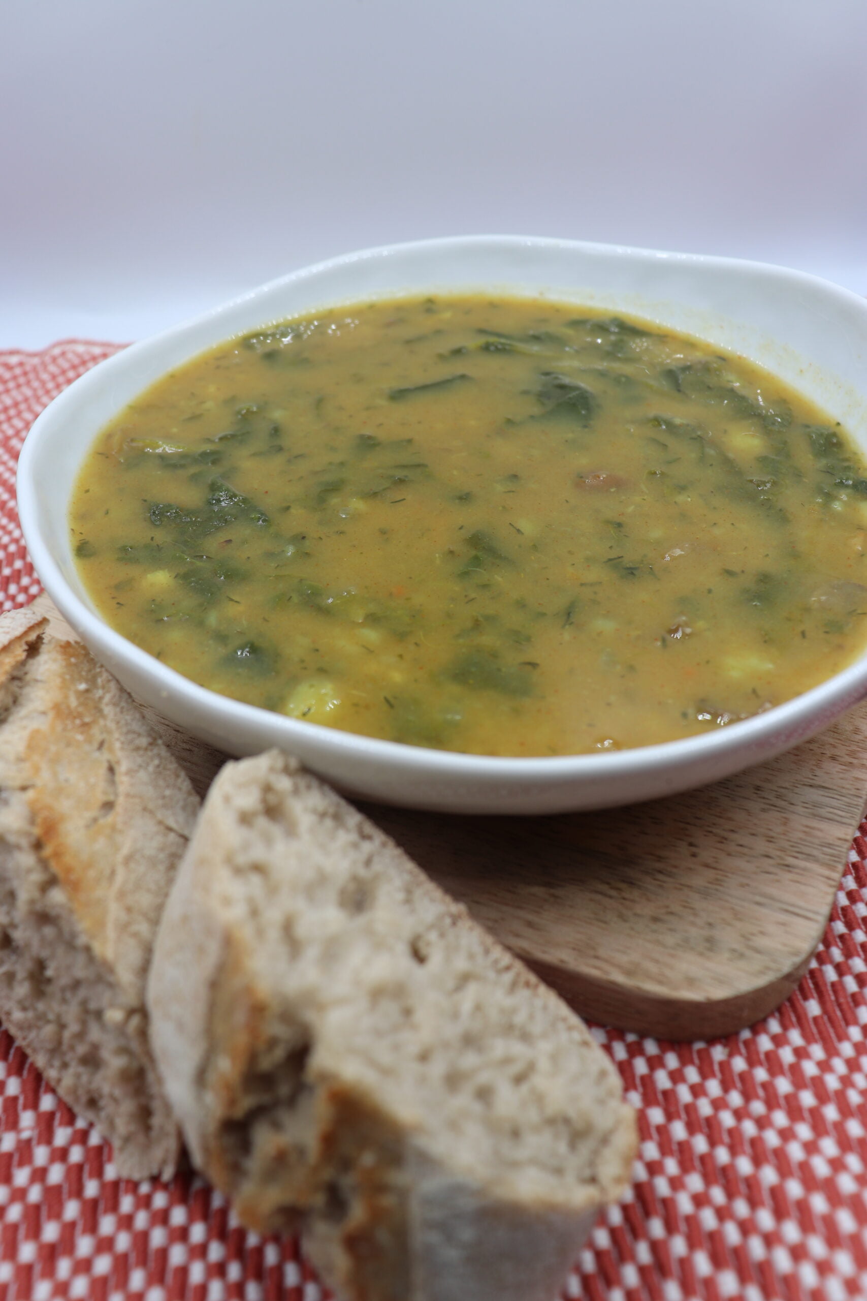 Smokey, Creamy Spinach & Mushroom Soup - It's Food o'Clock