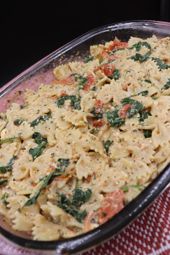TikTok Pasta Easy Baked Feta, Tomatoes & Spinach Pasta It's Food o'Clock